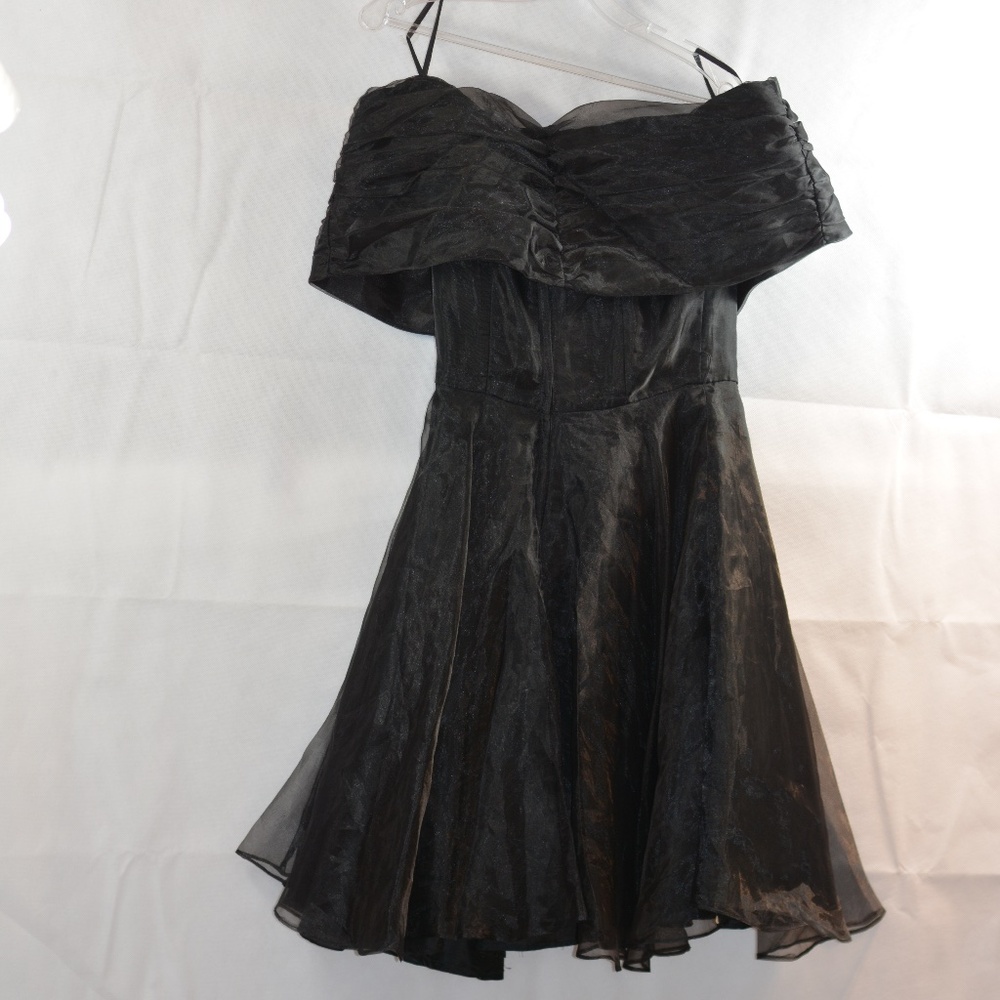 Le Chateau  Black Dinner Dress SZ 5